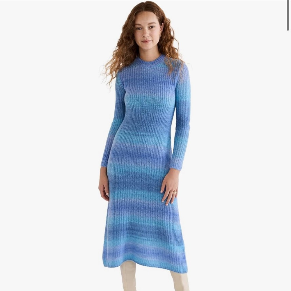 Vince blue sweater dress with lining